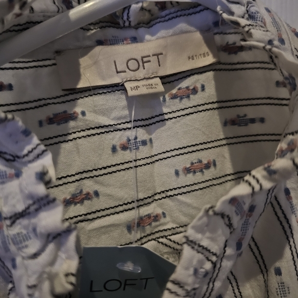 LOFT White Clip  Ruffle Button Down Shirt Top Blouse - Picture 8 of 8